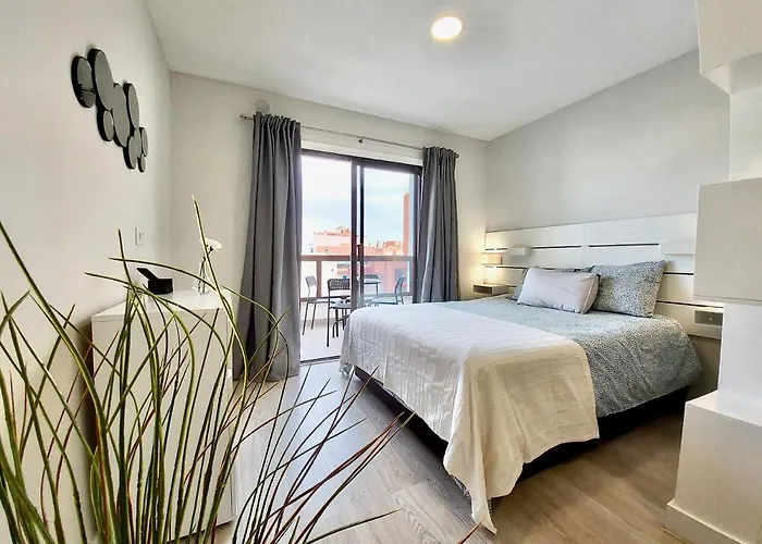 Lucilu * Puerto de la Cruz (Tenerife)